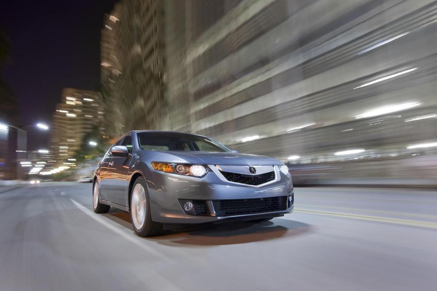  Acura TSX V6 2010 года  (фото 57 из 87)